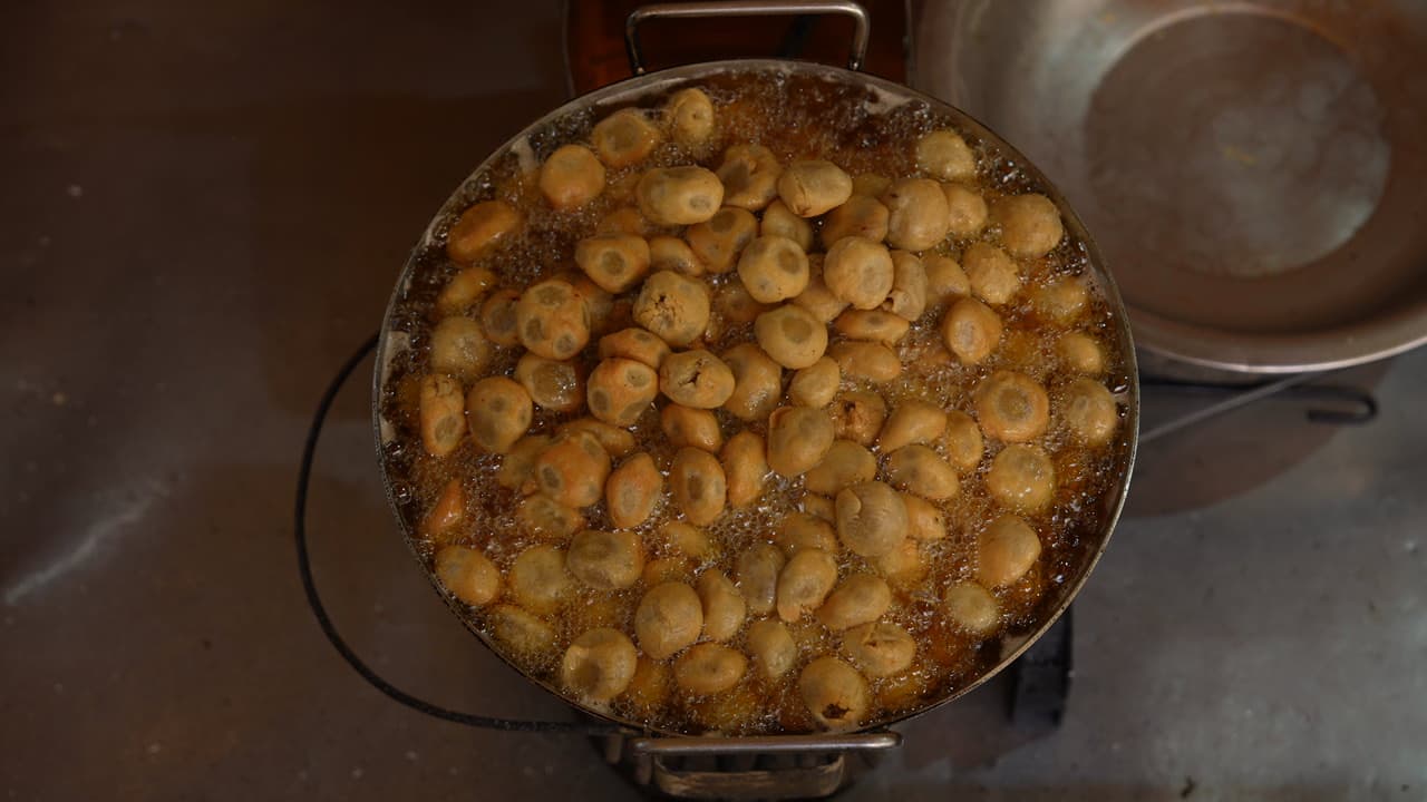 Heeng Kachori